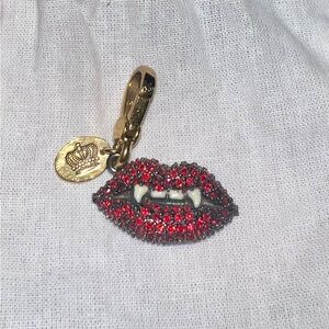 Juicy Couture Limited Edition 2010 Vampire lips Charm Pendant